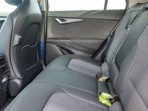 New 2026 Kia Niro Wind image 11