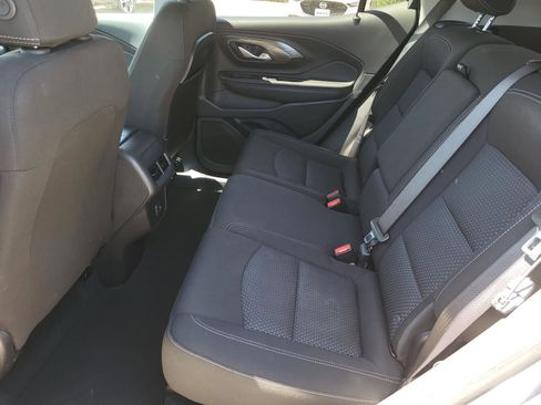 Used 2024 GMC Terrain SLE AWD/4WD image 13