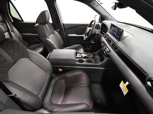 New 2026 Honda Pilot Black Edition image 12
