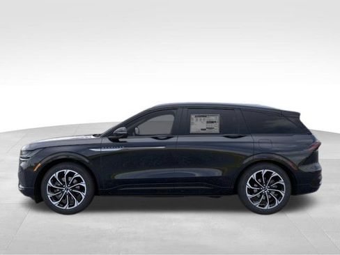 New 2026 Lincoln Nautilus Reserve AWD/4WD image 4