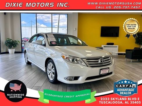 Used 2011 Toyota Avalon FWD image 1