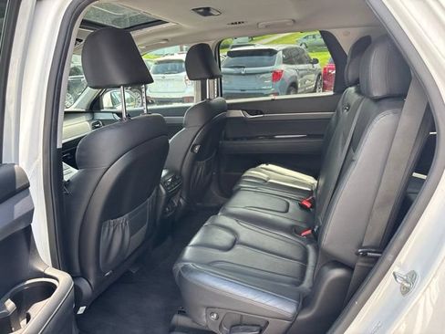 Used 2020 Hyundai Palisade SEL AWD/4WD image 16