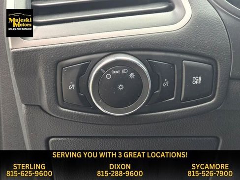 Used 2024 Ford Edge SEL image 21