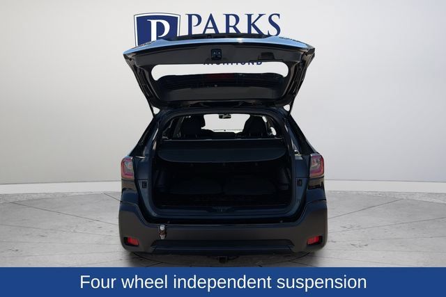 Used 2024 Subaru Outback Premium AWD/4WD image 19