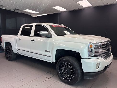 Used 2018 Chevrolet Silverado 1500 High Country image 1