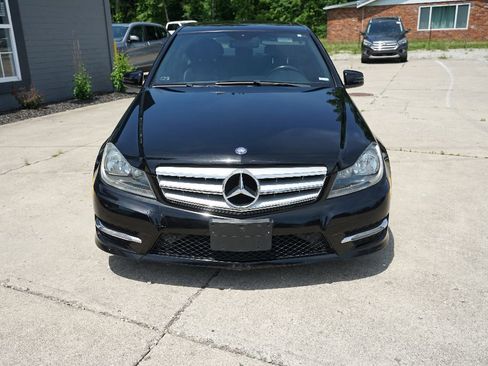 Used 2012 Mercedes-Benz C 300 4MATIC Sedan image 2
