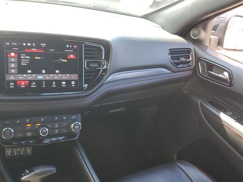 Used 2024 Dodge Durango GT image 19