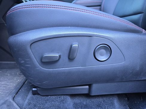 Used 2024 Chevrolet Traverse RS w/ LPO, Floor Liner Package image 25