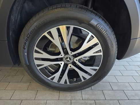 New 2026 Mercedes-Benz GLB 250 image 34