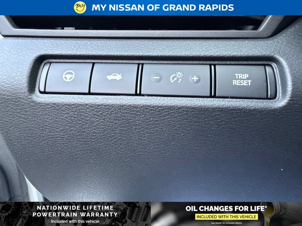 New 2026 Nissan Altima 2.5 SV w/ SV Premium Package FWD image 15