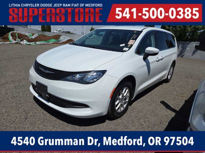 Used 2022 Chrysler Voyager LX