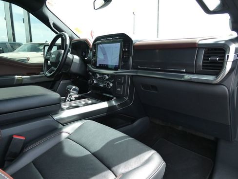 Used 2022 Ford F150 Lariat AWD/4WD image 14