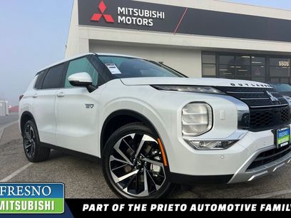 New 2025 Mitsubishi Outlander SE