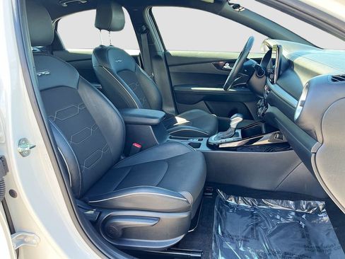 Certified 2024 Kia Forte GT-Line image 32