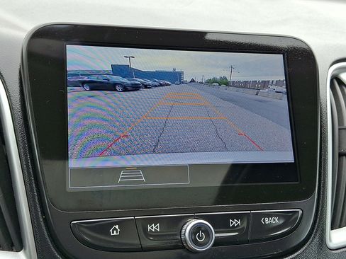 Used 2024 Chevrolet Malibu LT FWD image 18