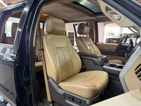 Used 2013 Ford F250 Lariat w/ Lariat Ultimate Pkg image 19