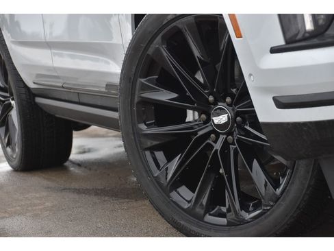 New 2026 Cadillac Escalade Platinum Sport w/ LPO, ONYX Package image 9