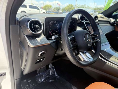 Certified 2026 Mercedes-Benz GLC 43 AMG 4MATIC image 19