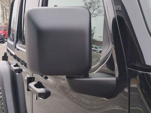 New 2026 Jeep Wrangler Unlimited Rubicon AWD/4WD image 12