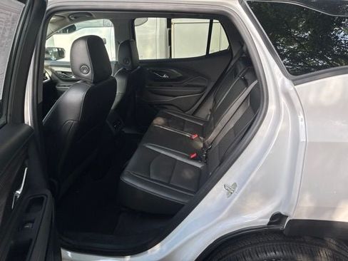 Used 2023 GMC Terrain SLT w/ Elevation Edition FWD image 18