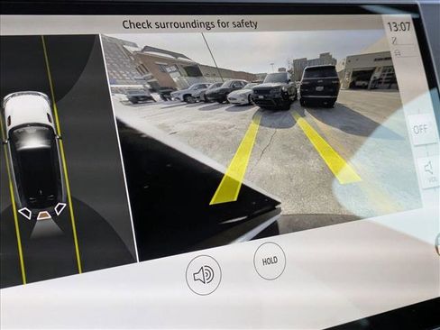 Certified 2025 Land Rover Range Rover Velar Dynamic SE image 14