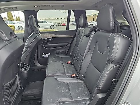 Used 2022 Volvo XC90 T6 Inscription w/ Advanced Package image 11