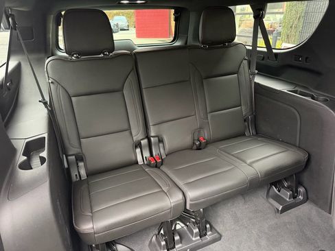 Used 2021 Chevrolet Suburban High Country w/ Premium Package image 44