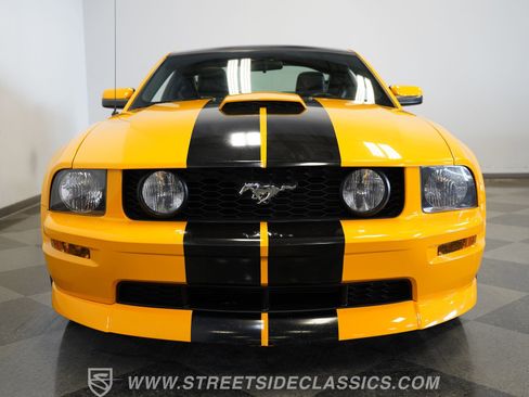 Used 2009 Ford Mustang GT Premium image 17