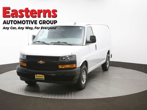 Used 2021 Chevrolet Express 2500 image 52