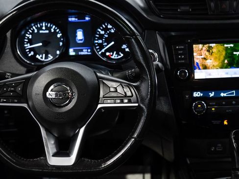 Used 2018 Nissan Rogue SL AWD/4WD image 22