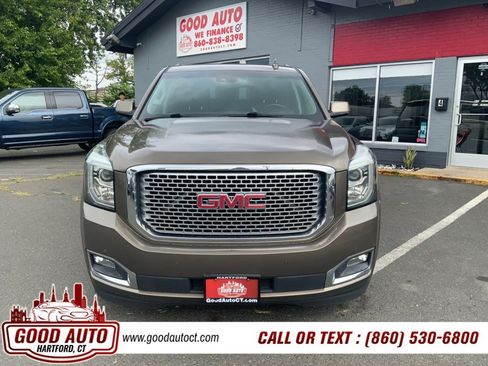 Used 2016 GMC Yukon Denali w/ Open Road Package AWD/4WD image 2