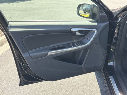 Used 2018 Volvo S60 T5 Inscription w/ Climate Package AWD/4WD image 14