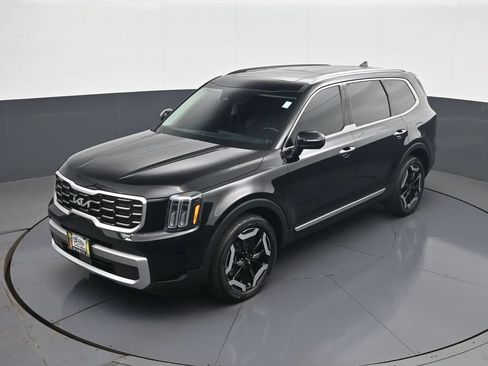 Used 2023 Kia Telluride S w/ S Sunroof Package FWD image 15