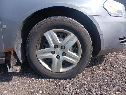 Used 2008 Chevrolet Impala LT FWD image 19