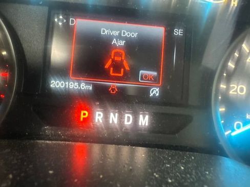 Used 2019 Ford F150 XLT w/ Equipment Group 301A Mid AWD/4WD image 5