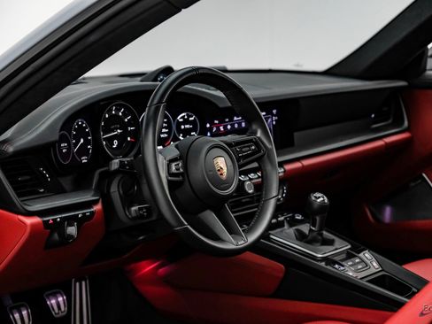 Used 2024 Porsche 911 Carrera GTS image 44