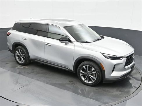 Used 2023 INFINITI QX60 Luxe image 31