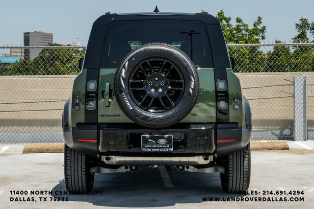 New 2026 Land Rover Defender 110 S AWD/4WD image 9