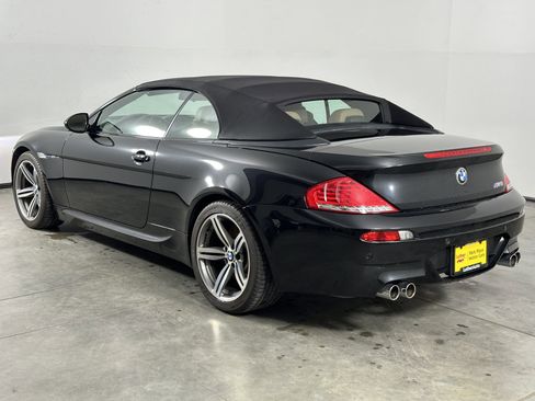 Used 2010 BMW M6 Convertible image 33