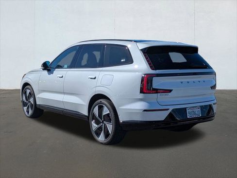 Used 2025 Volvo EX90 Ultra image 3