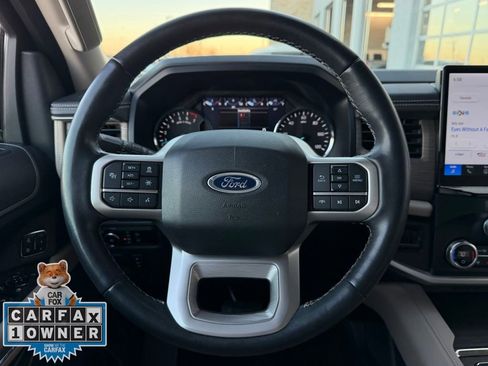 Used 2024 Ford Expedition Max Limited image 12