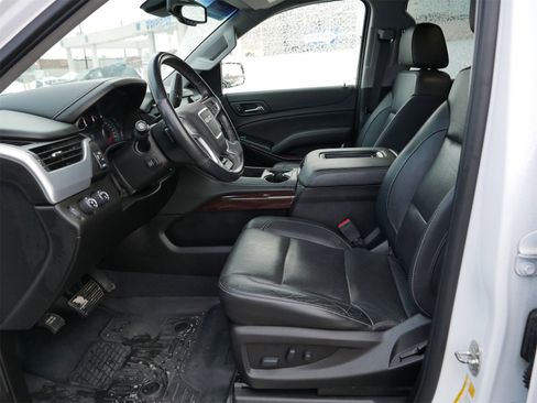 Used 2019 GMC Yukon SLT image 12