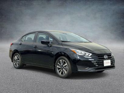 New 2025 Nissan Versa SV w/ Trunk Package
