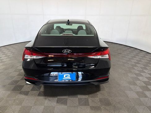 Used 2024 Hyundai Elantra SEL FWD image 6