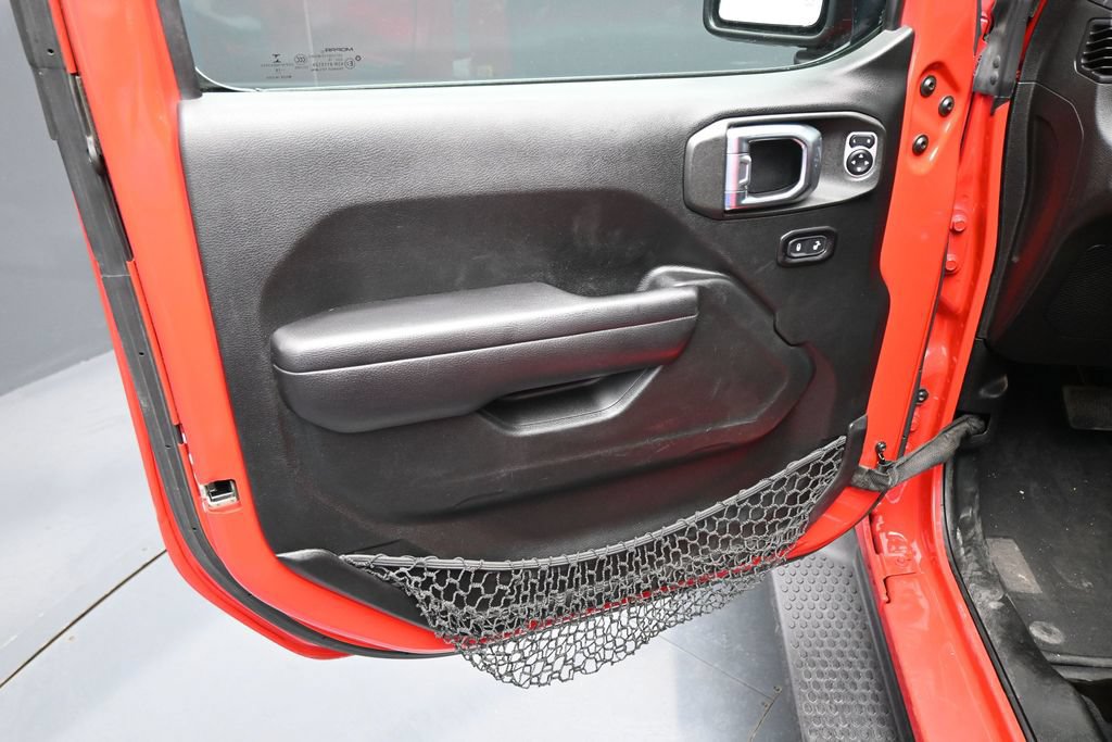 Used 2018 Jeep Wrangler Unlimited Sport S AWD/4WD image 11