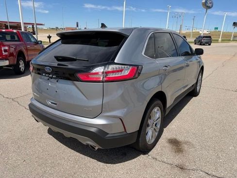 Used 2024 Ford Edge Titanium image 4