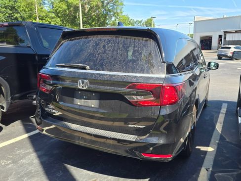 Used 2023 Honda Odyssey Sport image 9