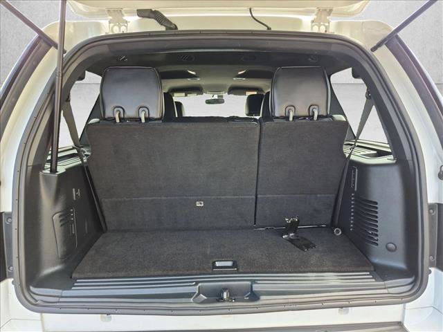 Used 2016 Ford Expedition Limited RWD image 6