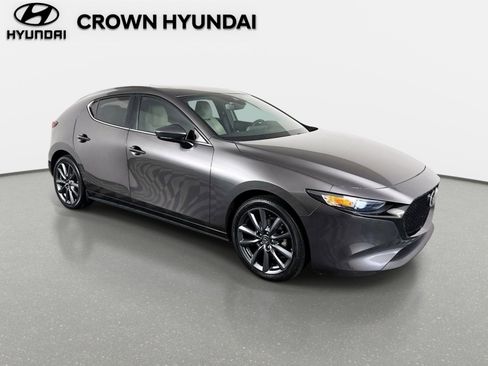 Used 2023 MAZDA MAZDA3 s image 3