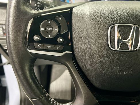 Used 2023 Honda Odyssey Touring image 18